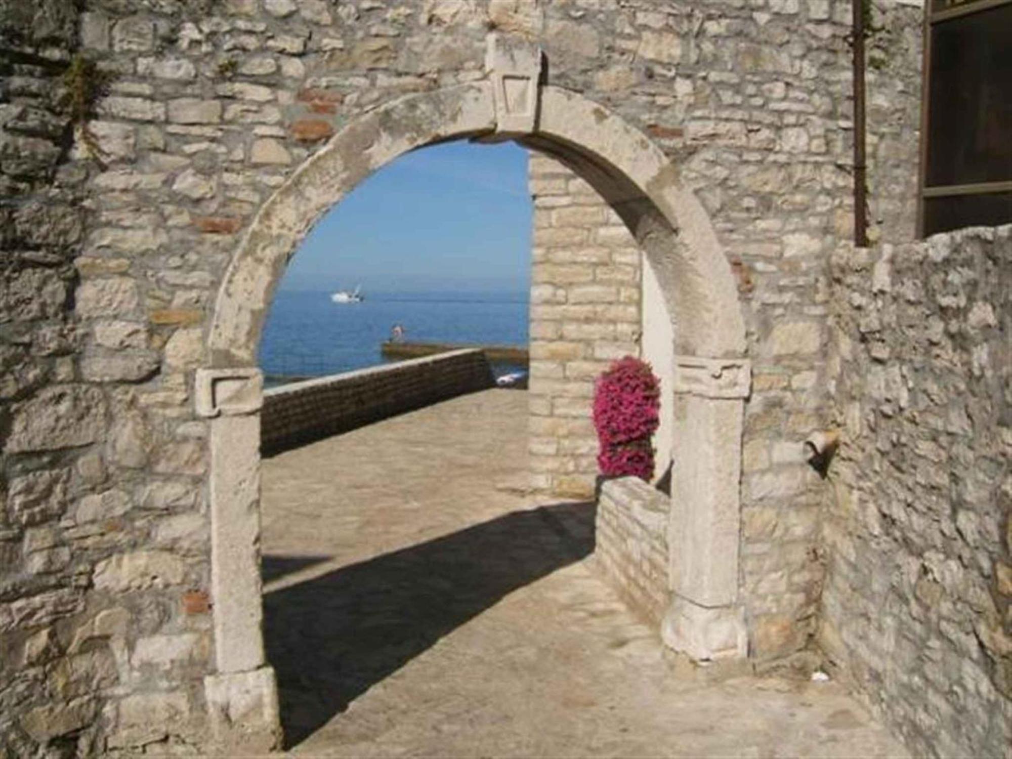 Karpinjan Apartments In Novigrad - Istrien 46738 מראה חיצוני תמונה